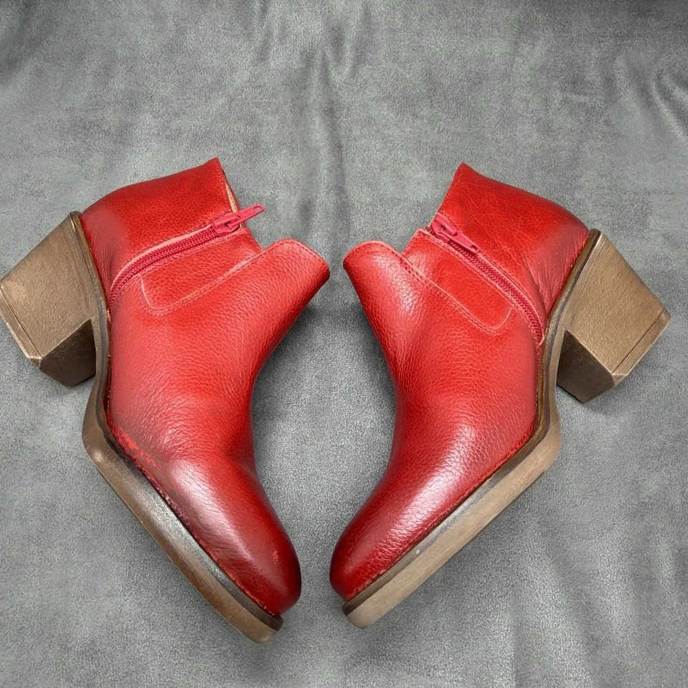 Miz Mooz Leather Heeled Ankle Daveena Boot Red Size 36